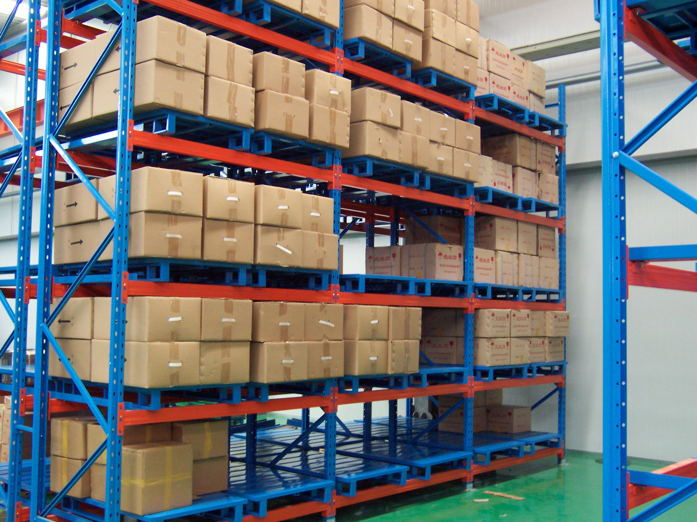 Selective Medium Duty Cold Rolled Steel Pallet Rack Frame System Common Upright Column for Factory Warehouse Expansion Racking