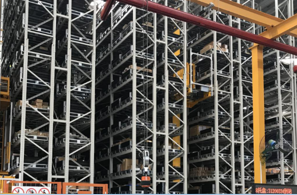 Heavy-Duty Industrial Radio Shuttle Racking System | Adjustable Pallet & Storage Solutions for Warehouse Storage