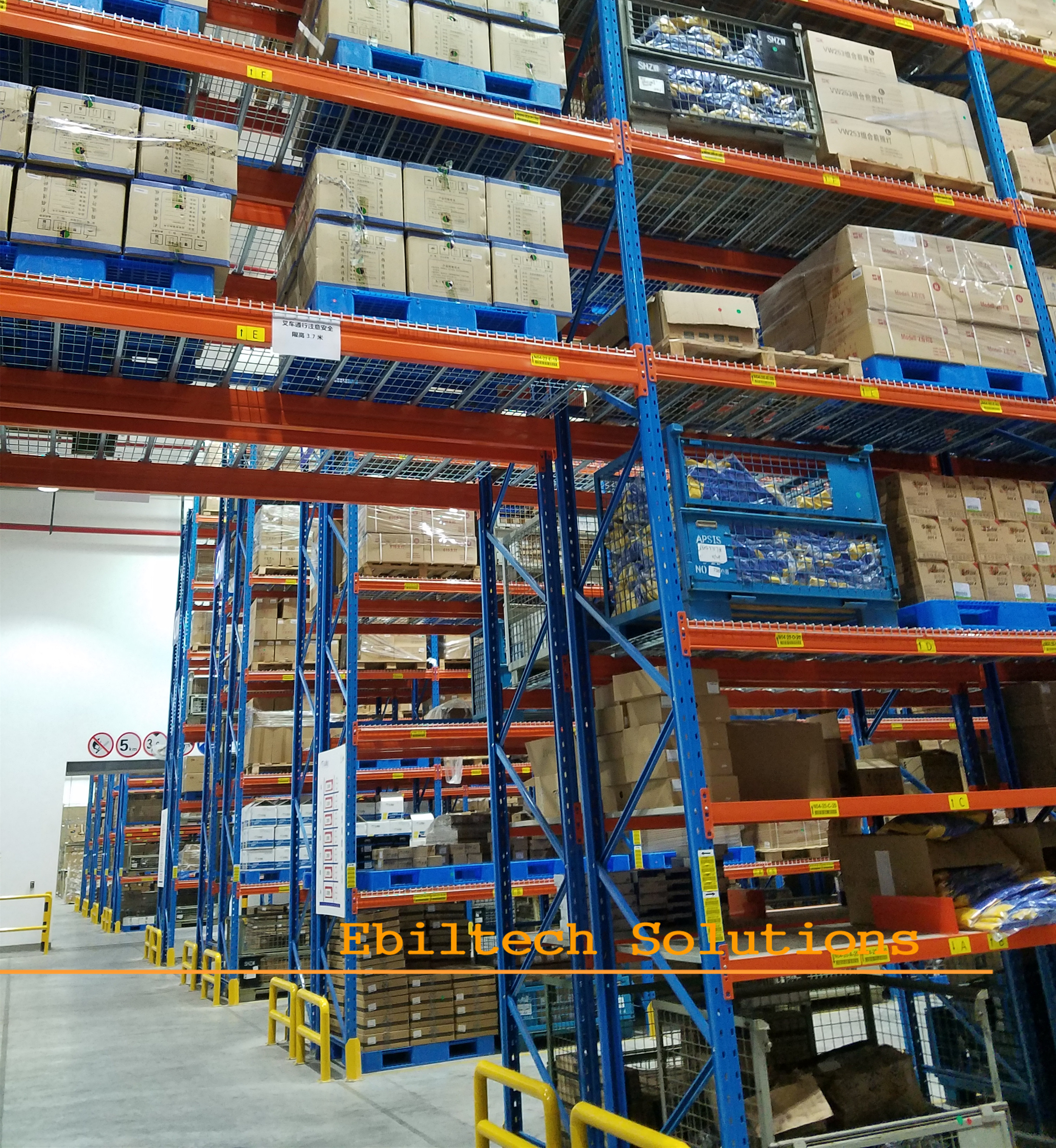 Warehouse Pallet Storage System