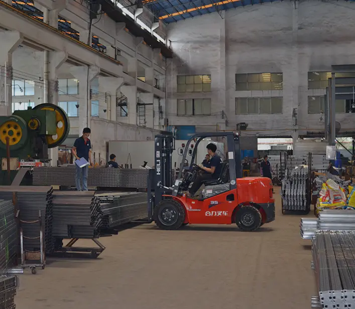 HEDA Shelves racking factory production floor