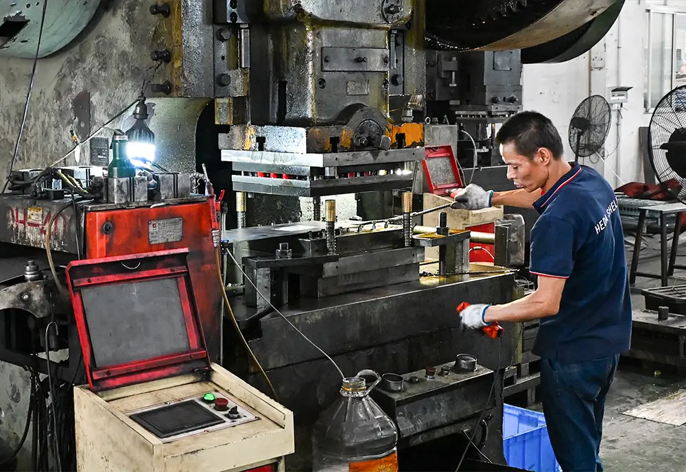 Heavy box beam welding department