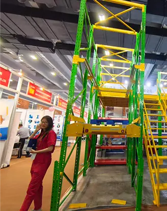 Cantilever racking and pallet flow systems demonstration