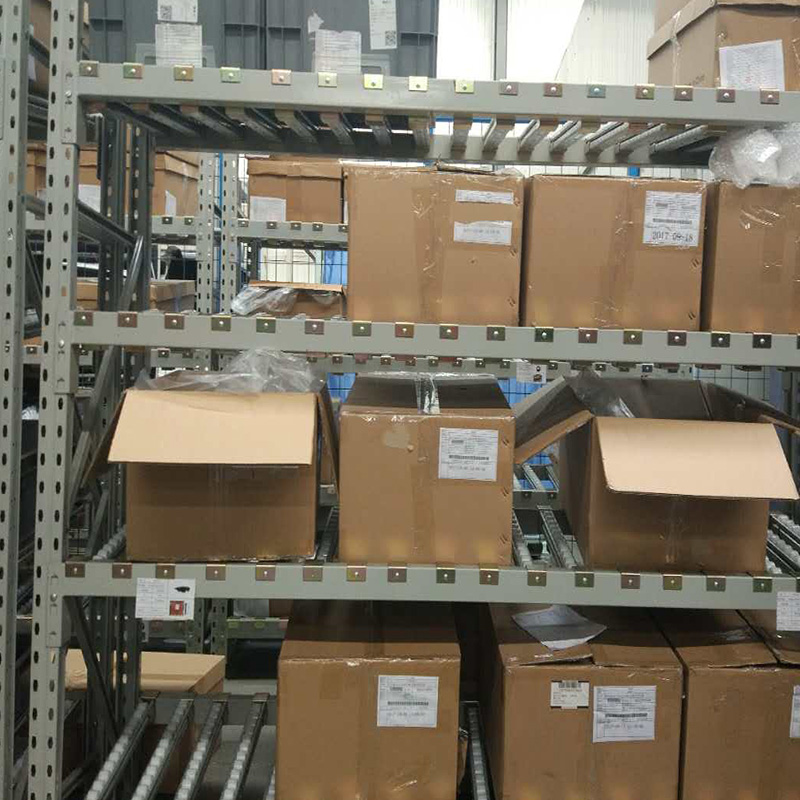 Warehouse Flow Through Sliding Wheel Pipe Roller Track Pallet Racking