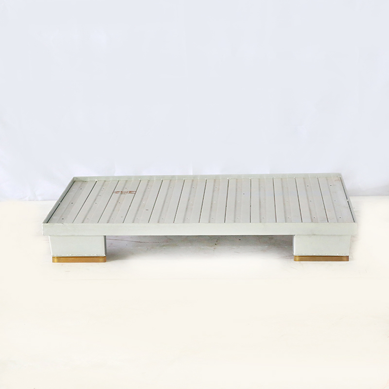 Custom Two-Way Galvanized Steel Metal Pallet Industrial Light Duty Durable and Foldable Warehouse Rack with Anti-Rust Feature