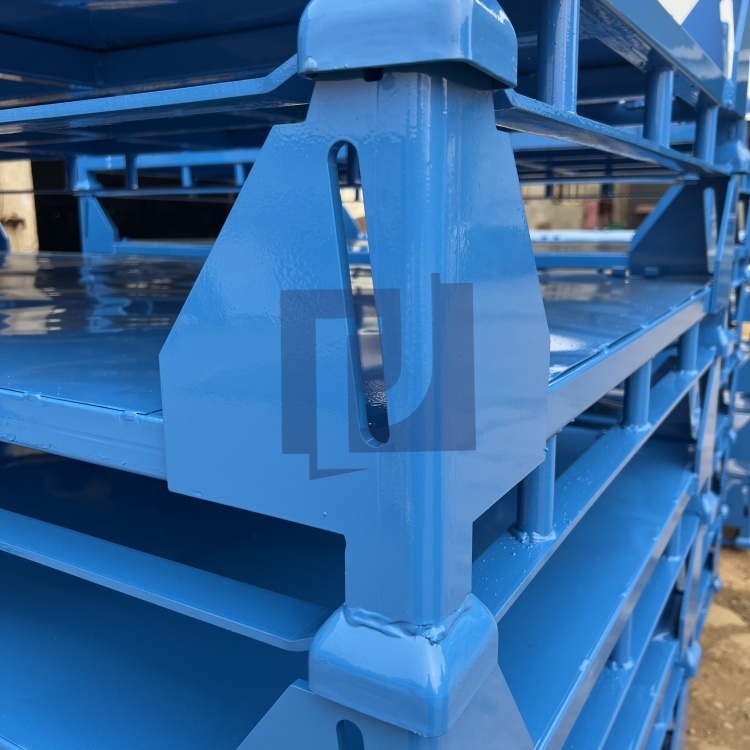 Warehouse pallet stacking system