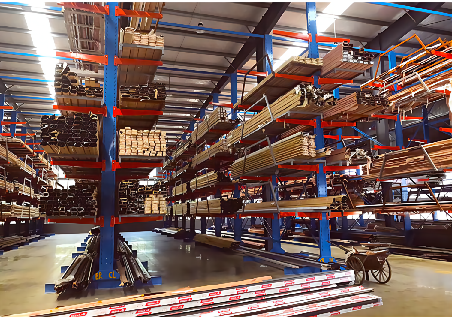 Cantilever rack model demonstration