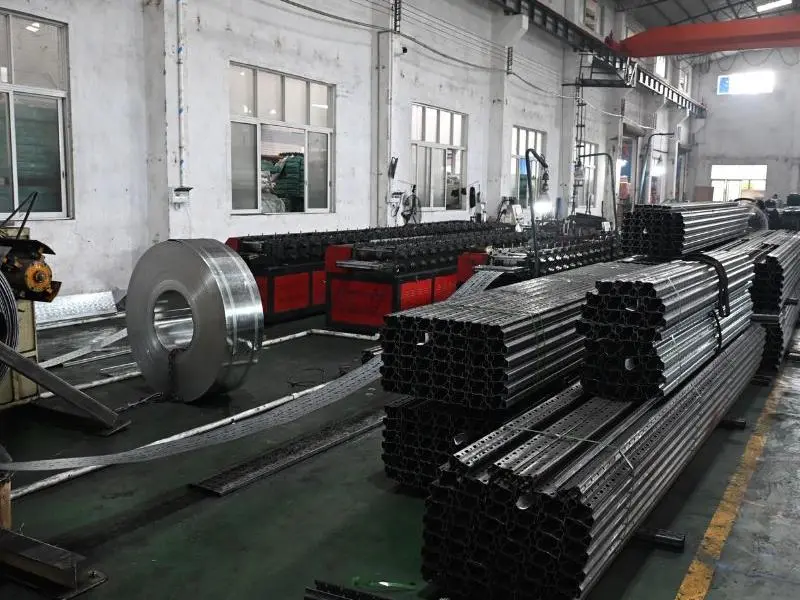 Multi-roller cold bending and forming unit for racking columns